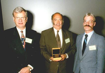 Prof. Joe Cabrera receives the first ISCOWA Award at Wascon 1994